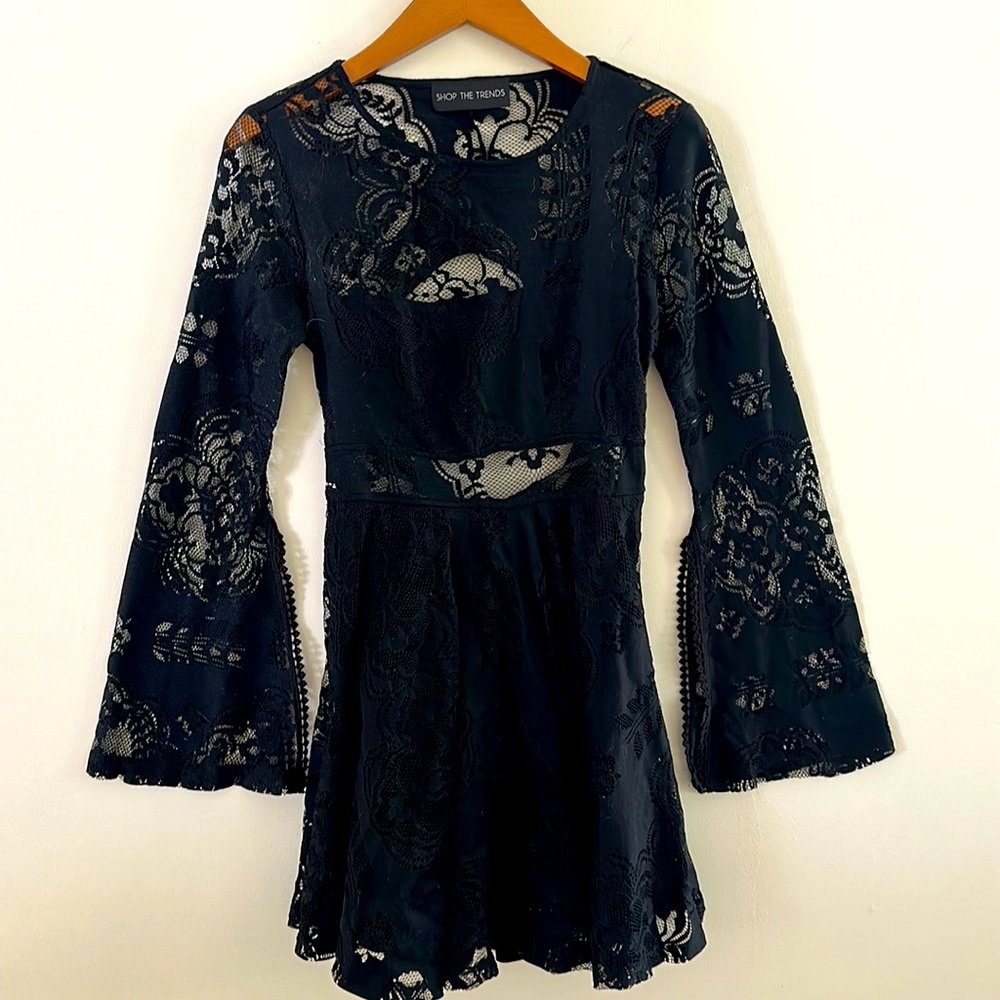 SHOP THE TRENDS Black Lace long sleeve Dress Size S